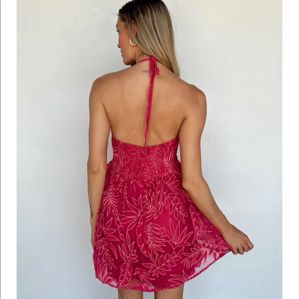 Vestique ‘Take me to the Tropics’ mini dress.